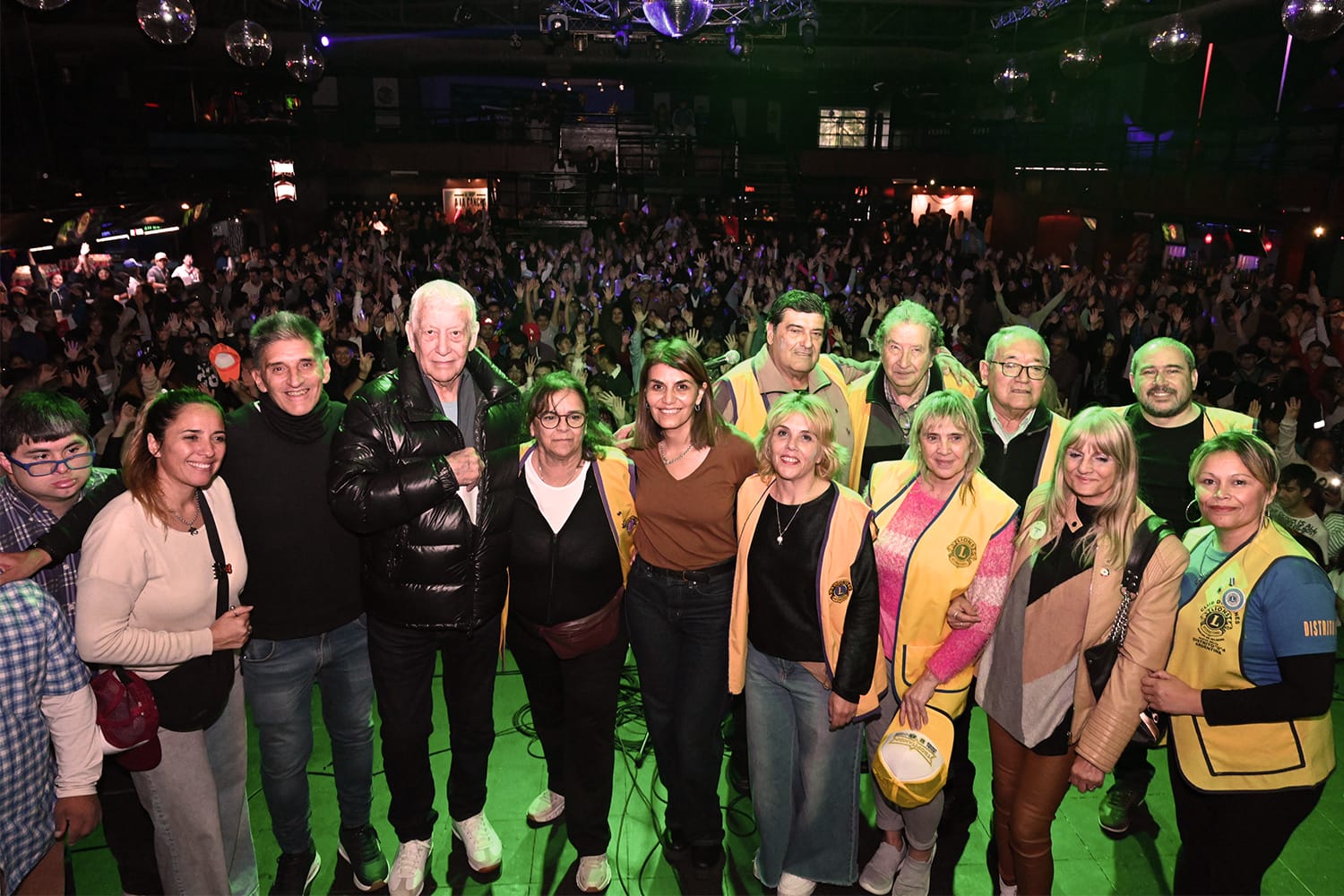 Clara muestra de apoyo a la comunidad con discapacidad