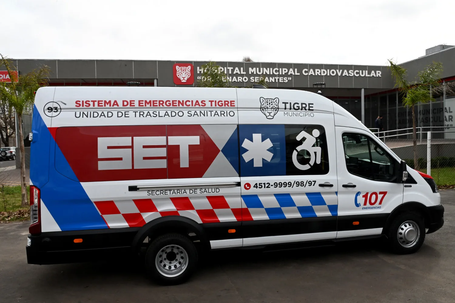 Tigre incorporó un nuevo minibús para el traslado de pacientes