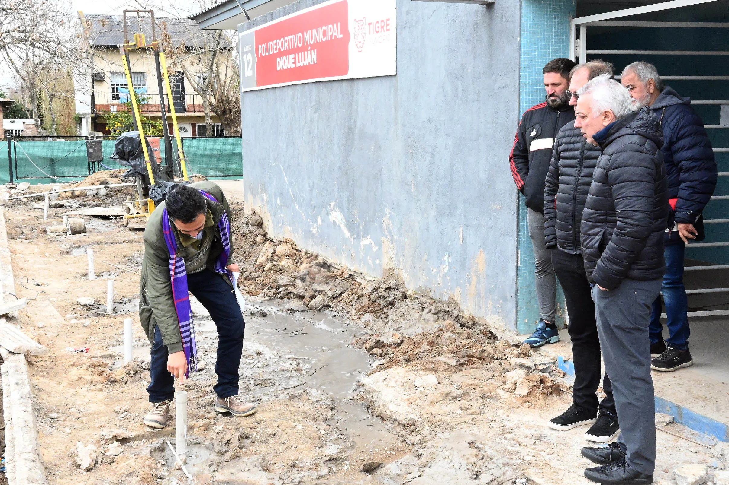 Importantes obras en el natatorio del Polideportivo de Dique Luján 