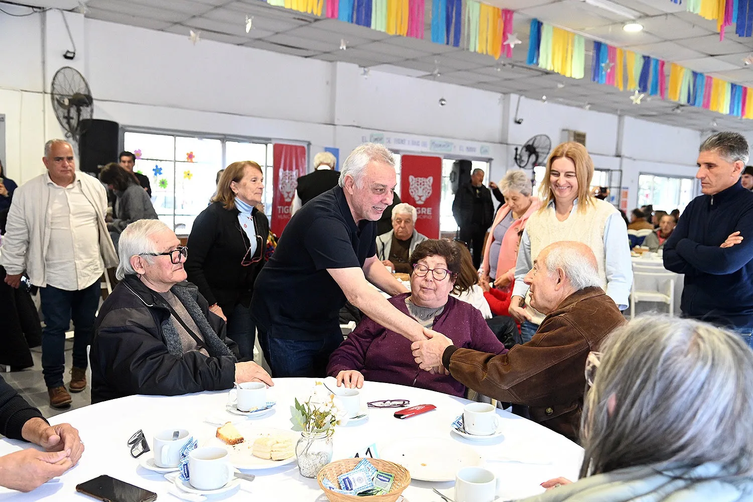 Zamora ratificó el apoyo municipal a los centros de jubilados