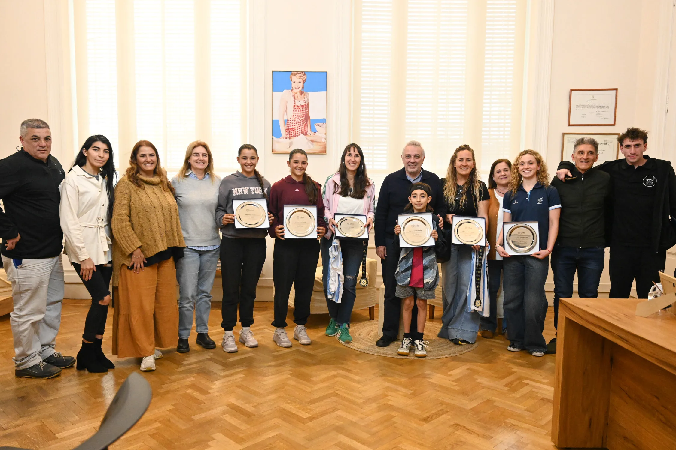 Zamora recibió a deportistas y reafirmó el compromiso con competidores locales