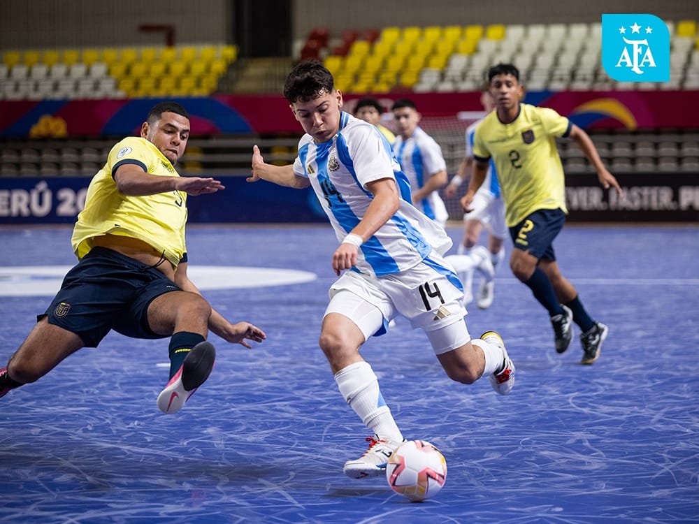 Argentina enfrenta a Ecuador por octava vez en la historia de la competencia