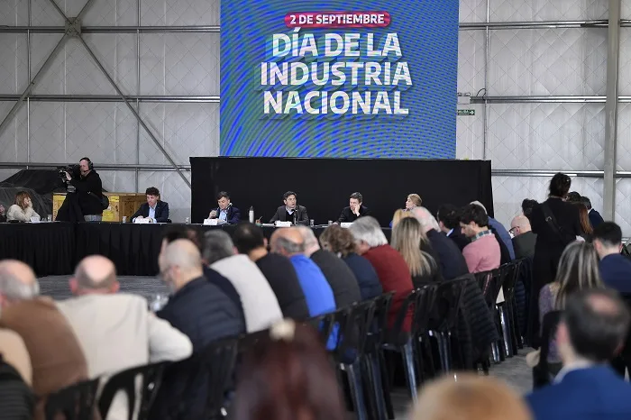 Kicillof: “El Gobierno nacional aplica un plan sistemático de desindustrialización”